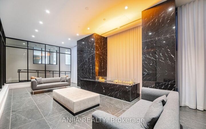 Property Photo:  308 Jarvis Street 3306  ON M5B 0E3 