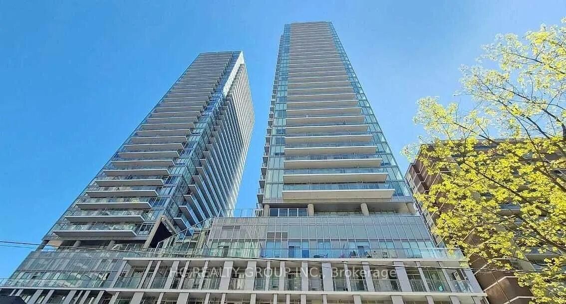 Property Photo:  195 Redpath Avenue 2906  ON M4P 0E4 