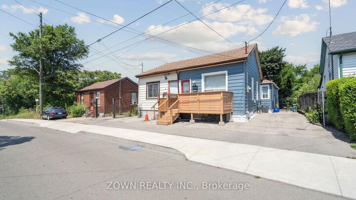 Property Photo:  64 Sheaffe Street  ON L8R 2E9 