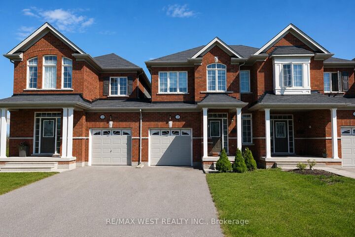128 Wagner Crescent — photo 1
