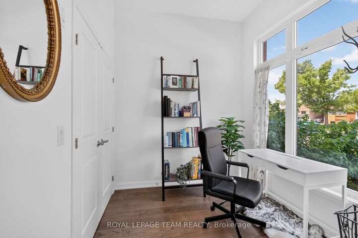 Property Photo: 2706 Draper Avenue ON K2H 0C4