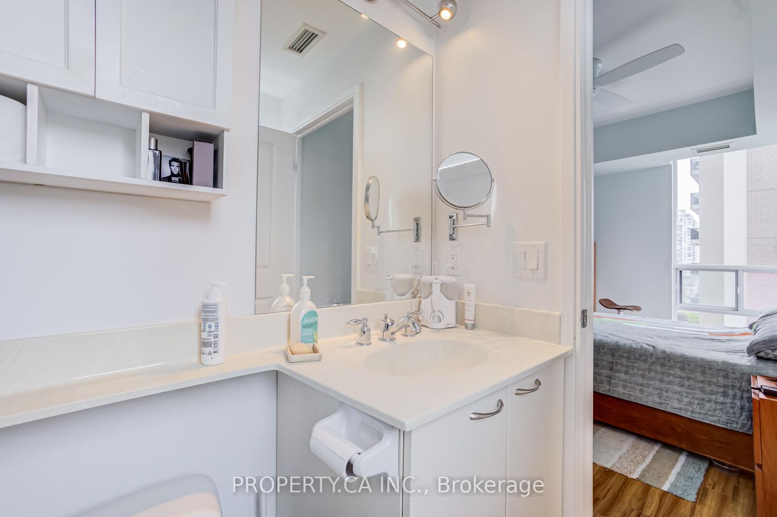Property Photo:  88 Broadway Avenue 1407  ON M4P 1T4 