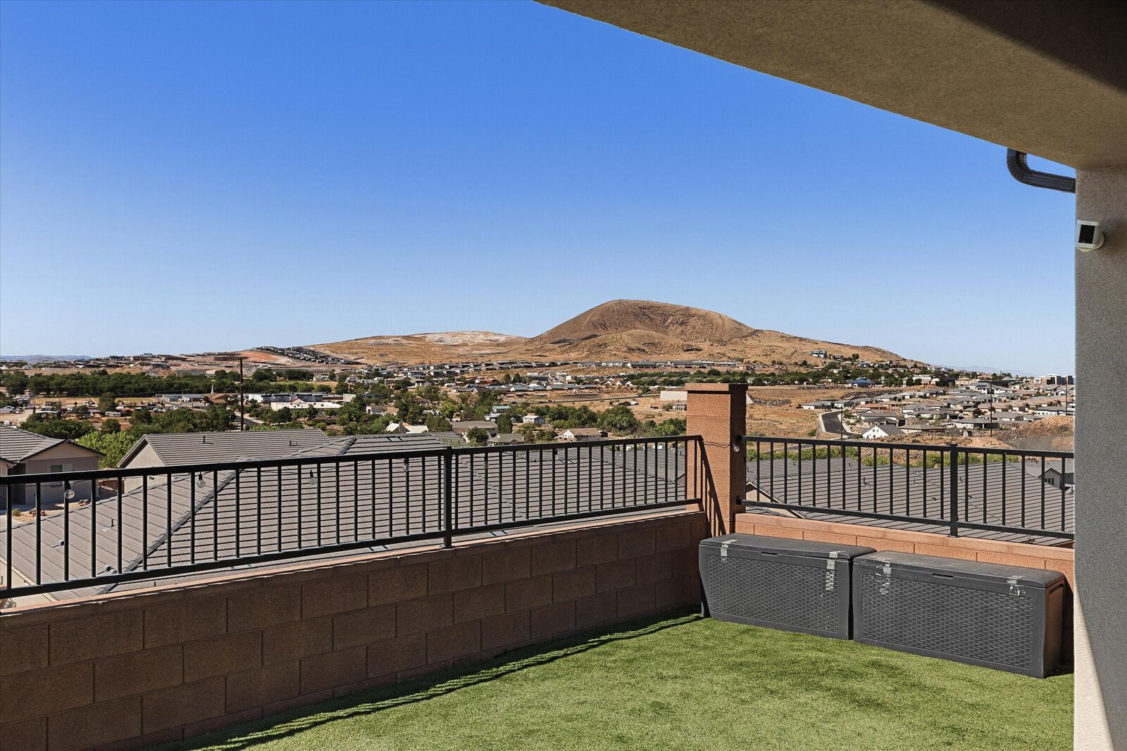 Property Photo:  1477 W 470 N  UT 84737 
