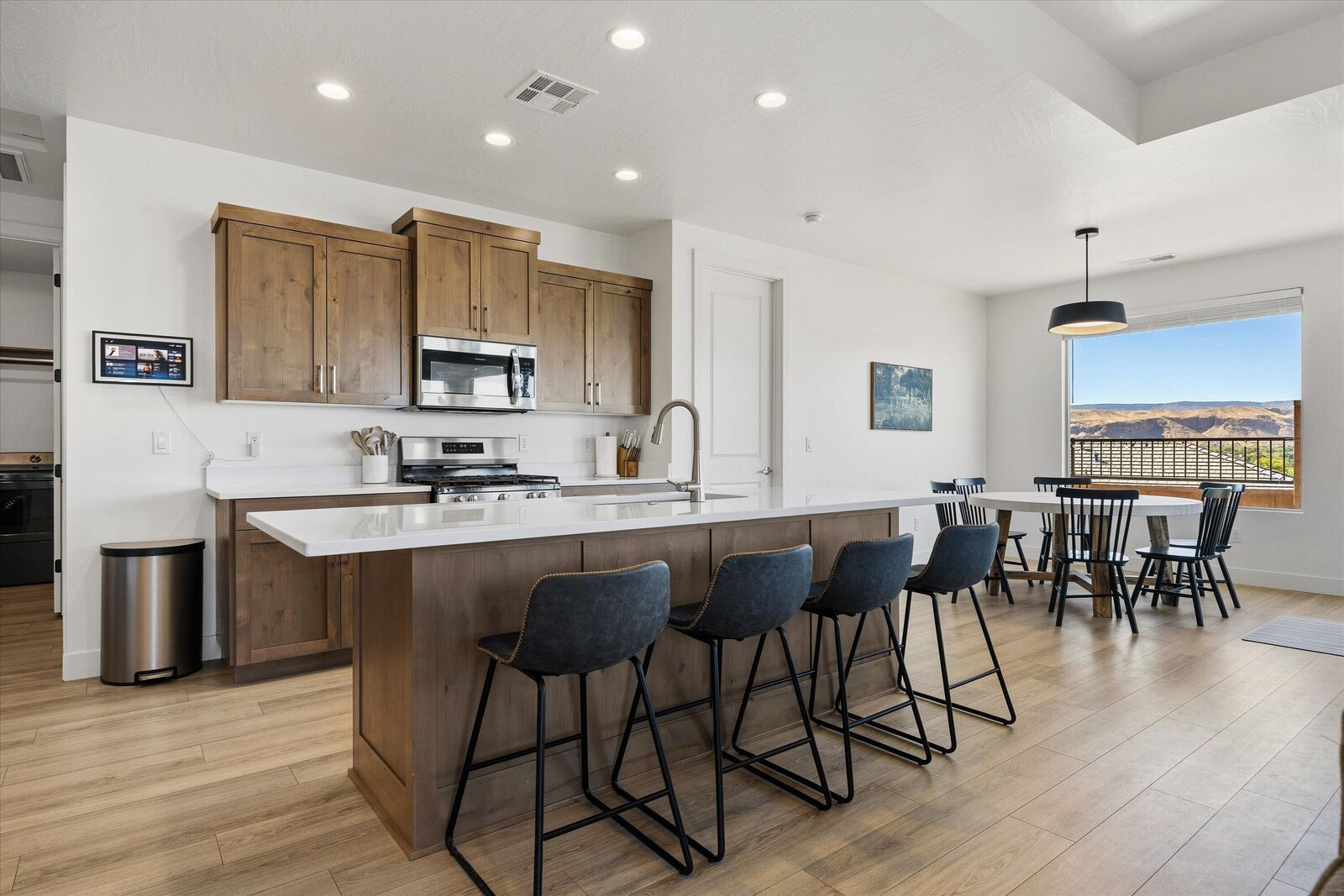 Property Photo: 1477 W 470 N UT 84737