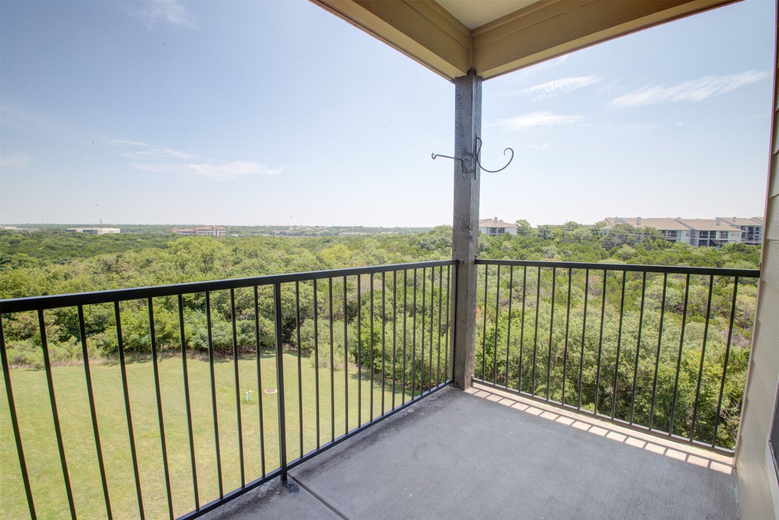 Property Photo:  2320 Gracy Farms Lane 1434  TX 78758 