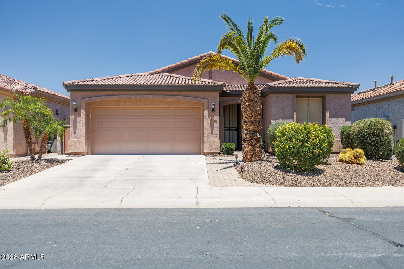 Property Photo:  4750 E Blue Spruce Lane  AZ 85298 