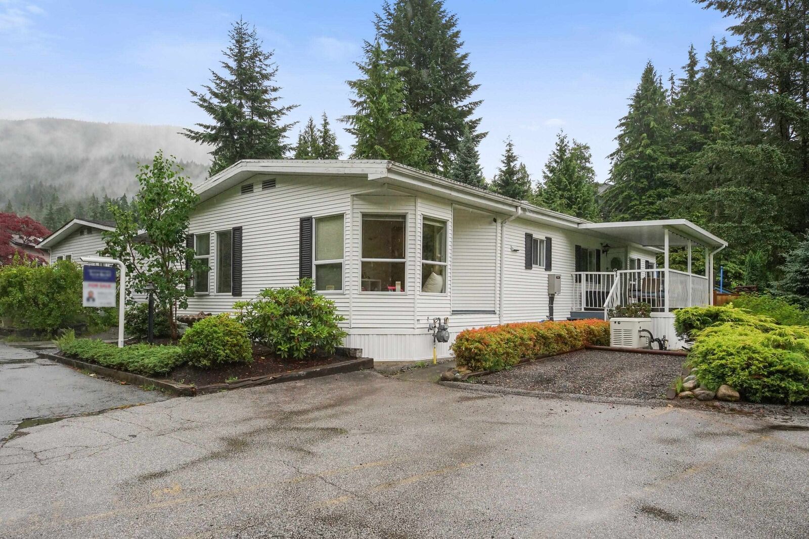 Property Photo: 3295 Sunnyside Road 78 BC V3H 4Z4