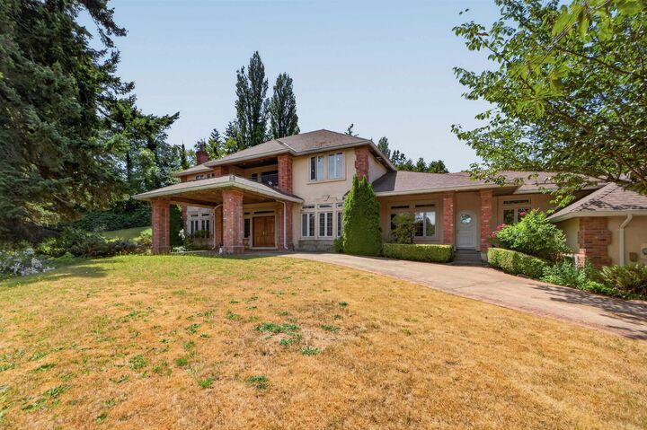 Property Photo:  14078 31A Avenue  BC V4P 2J4 