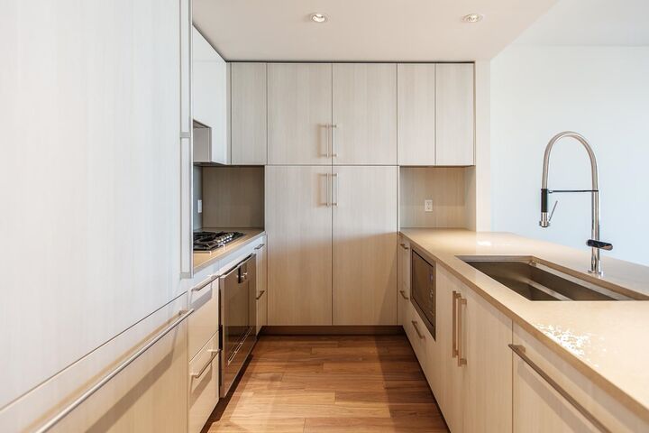 Property Photo: 210 Salter Street 802 BC V3M 0J9