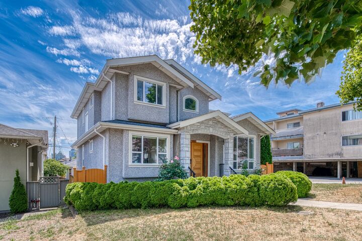 4330 William Street — photo 1