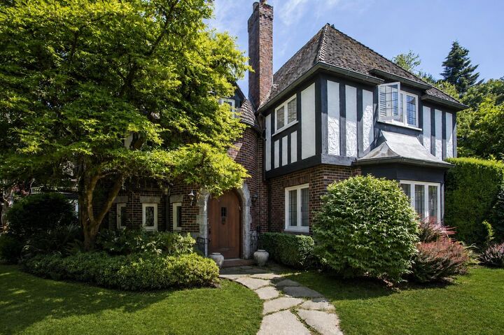 Property Photo: 4576 Connaught Drive BC V6J 4E2
