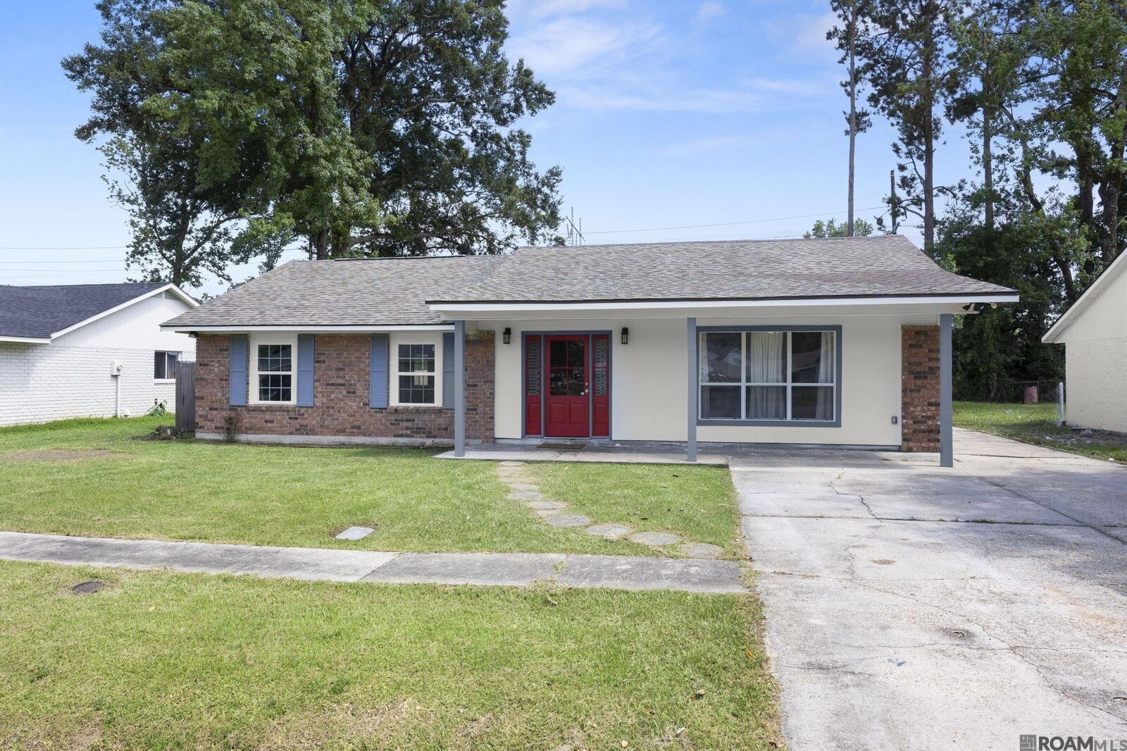 Property Photo: 16606 London Ave LA 70819