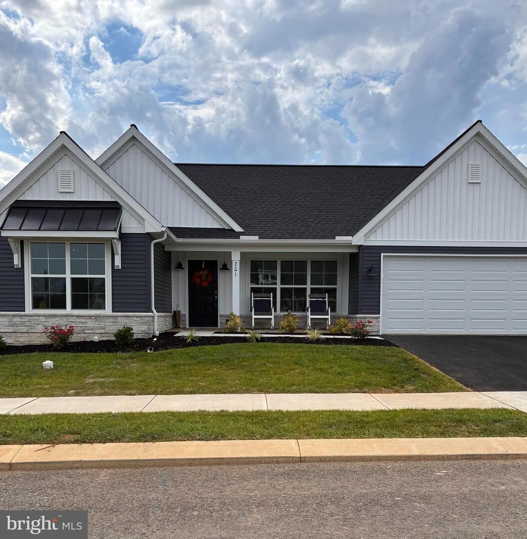 Property Photo:  701 Longwood Manor  PA 17003 