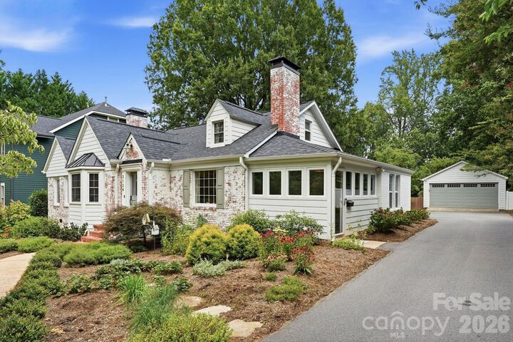 Property Photo:  3134 Country Club Drive  NC 28205 