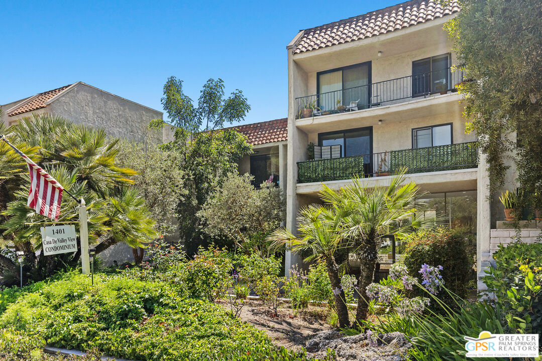 Property Photo: 1401 Valley View Rd CA 91202