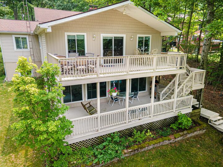 Property Photo: 7326 State Route 19 OH 43338