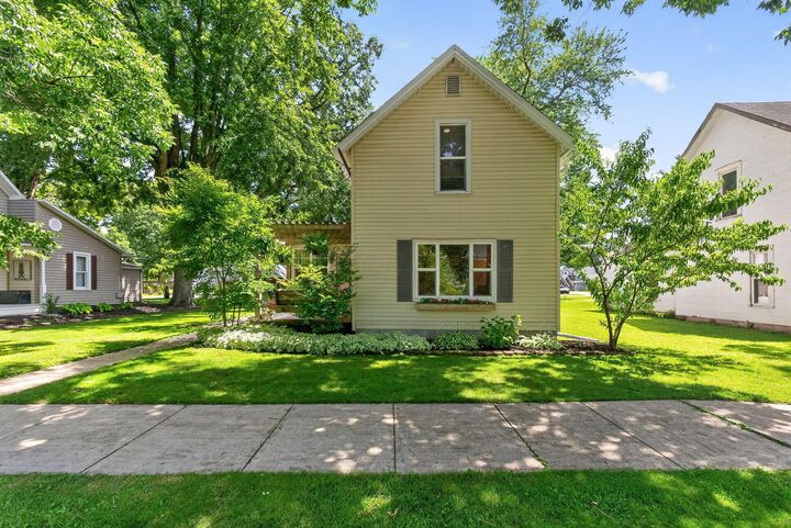 Property Photo:  204 E Blagrove Street  OH 43344 