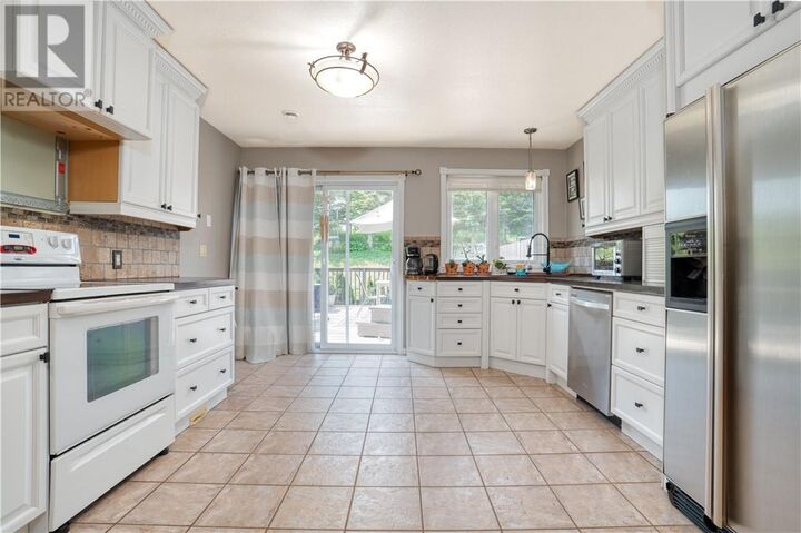 Property Photo: 223 Springhill ON P3L 1L1
