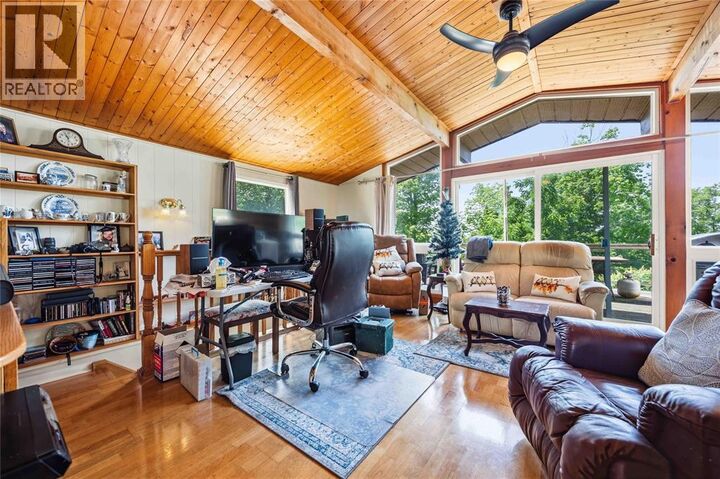 Property Photo: 5496 Huronview Avenue ON N0N 1J7