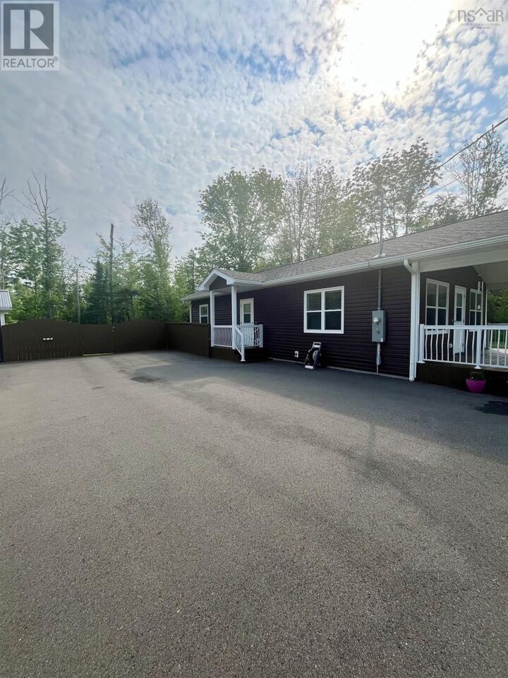 Property Photo: 1902 Hardwood Hill Road NS B0K 1R0