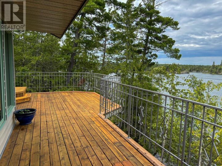 Photo de la propriété: 5 Whiskey Jack Way, S Shore Poplar Bay ON P0X 1C0