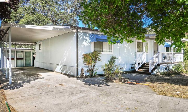 Property Photo: 18330 Wards Ferry Rd 32 CA 95370