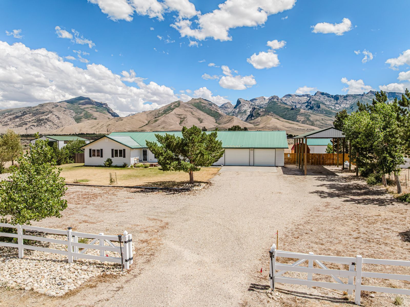 Property Photo: 825 Aesop Drive NV 89815