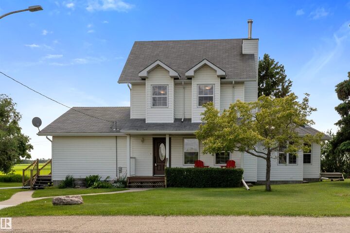 Property Photo:  50423 Rge Rd 190 (Hwy 834)  AB T0B 4J3 