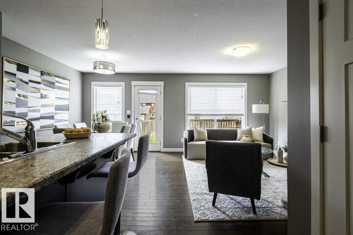 471 Reed Crescent — photo 1