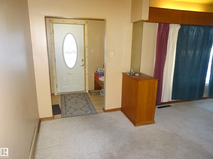 Property Photo:  5036 52 Street  AB T0B 0C0 