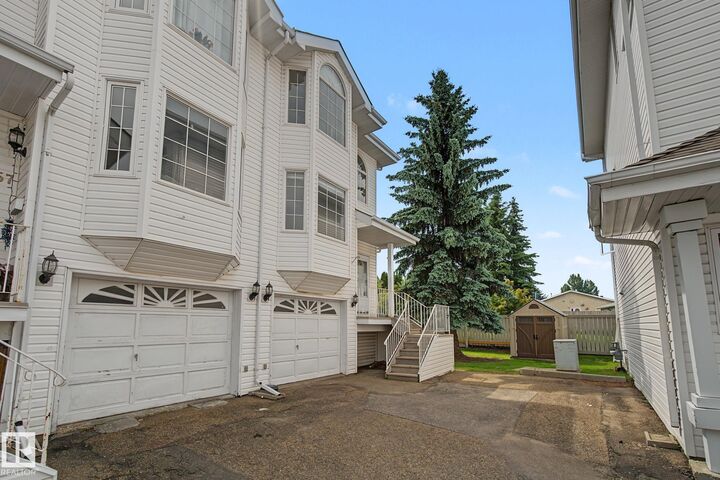 Property Photo:  4259 29 Avenue NW  AB T6L 6W5 