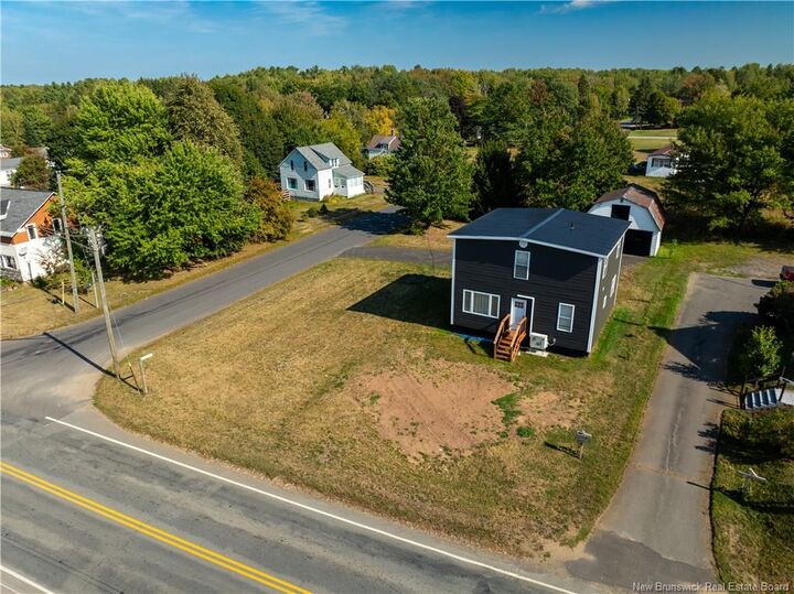 Property Photo:  8 Dufferin Road  NB E4B 2Y6 