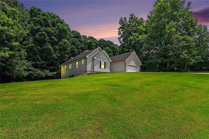 Property Photo: 2266 Orion Court GA 30017