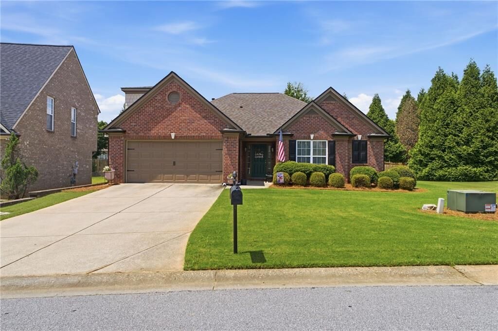 Property Photo: 6010 Riverwood Drive GA 30517
