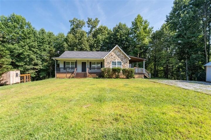 Property Photo: 35 Thornwood Lane GA 30540