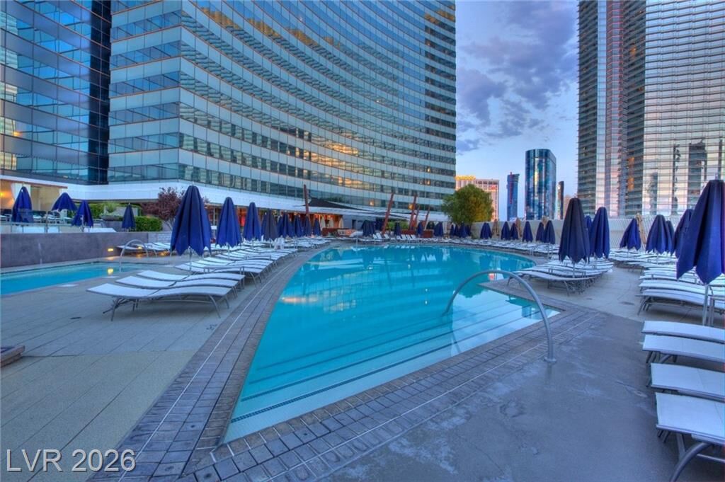 Property Photo: 2600 West Harmon Avenue 16046 NV 89158