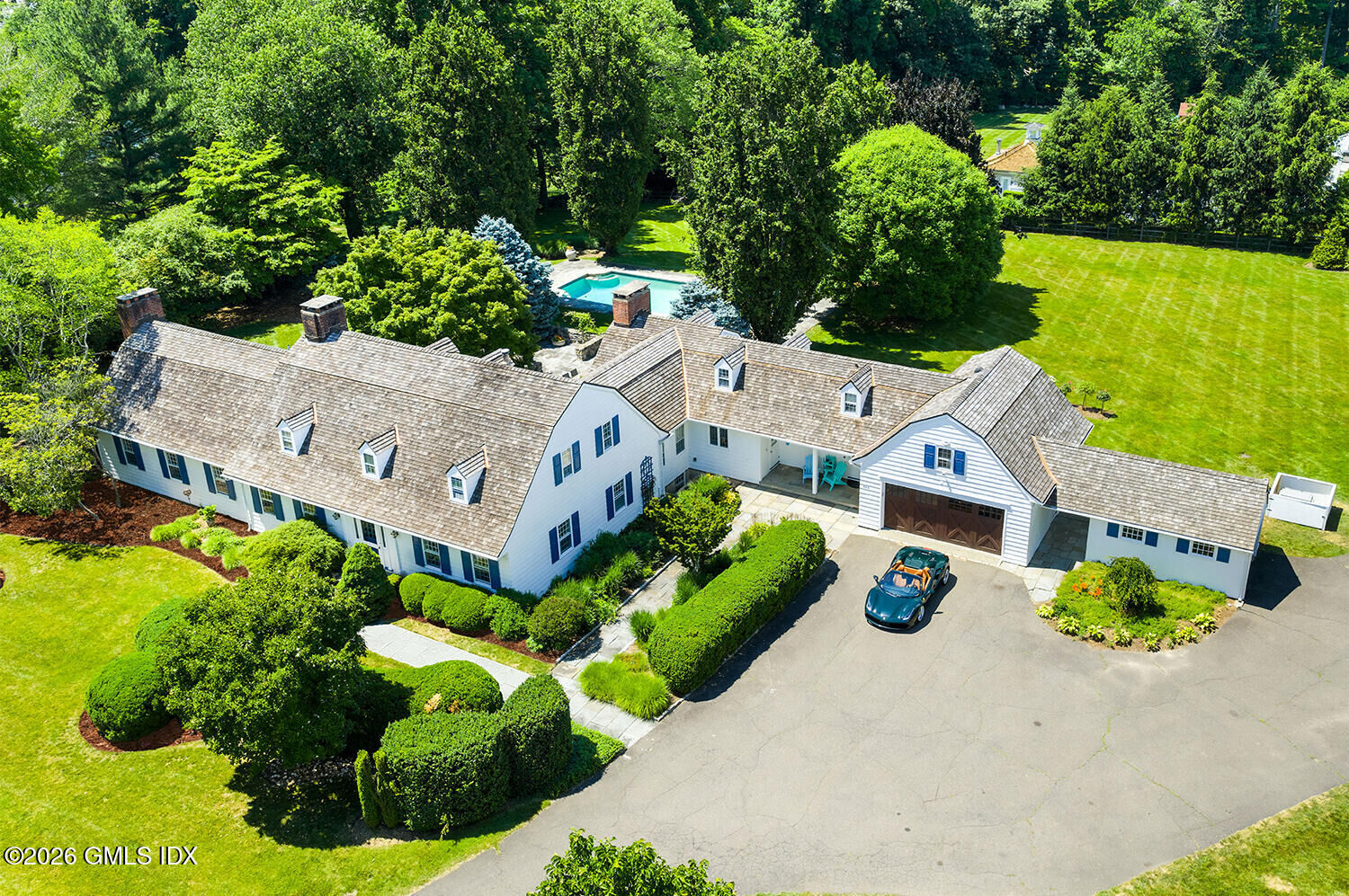 Property Photo:  420 Morehouse Lane  CT 06890 