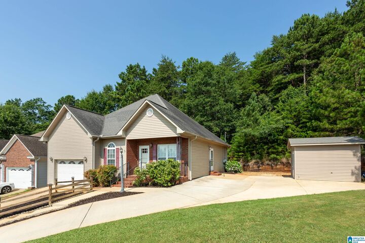 Property Photo: 40 Hickory Hills Circle AL 36203