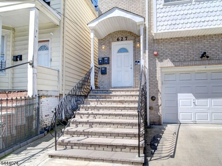 Property Photo: 627 Hunterdon St NJ 07108