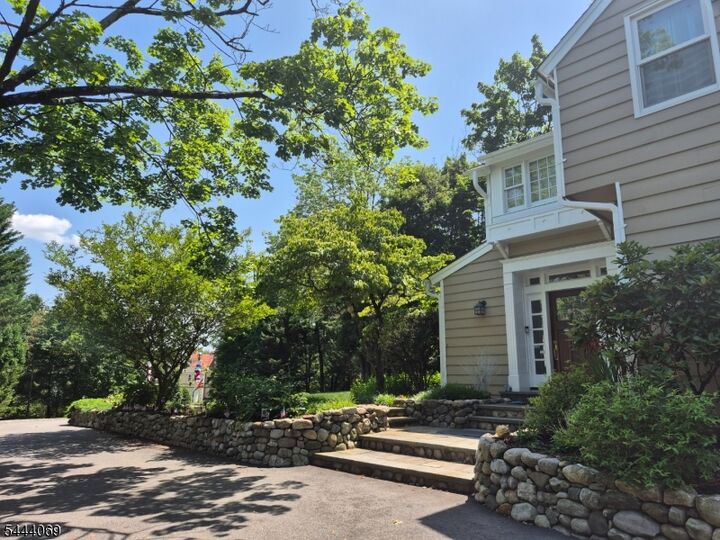 Property Photo: 7 Jefferson Ave NJ 07078