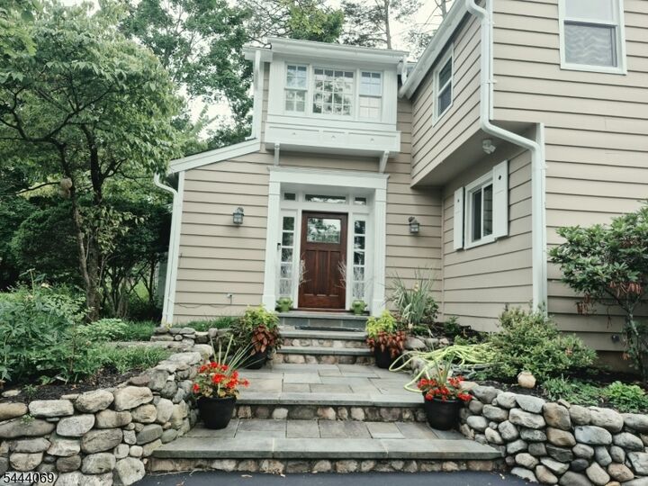 Property Photo: 7 Jefferson Ave NJ 07078