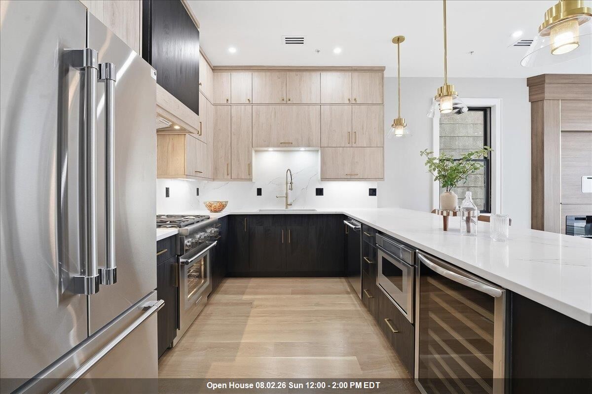 Property Photo: 134 Hancock Ave 201 NJ 07307