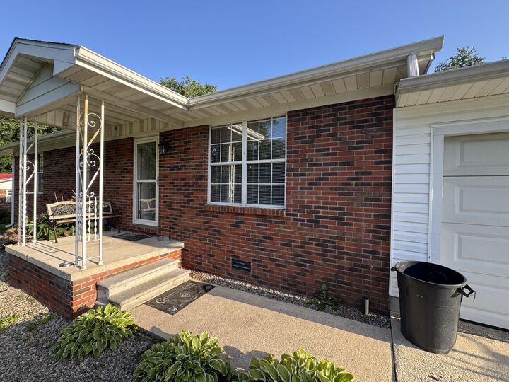 Property Photo: 297 Oak Street KY 42642