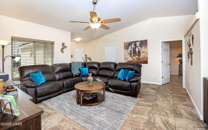 Property Photo: 3710 Aqua Dr AZ 86406