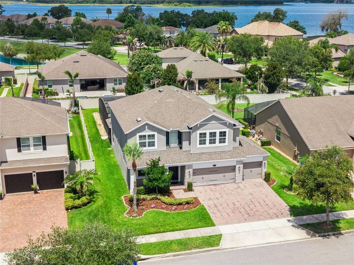 Property Photo:  16044 Citrus Knoll Drive  FL 34787 