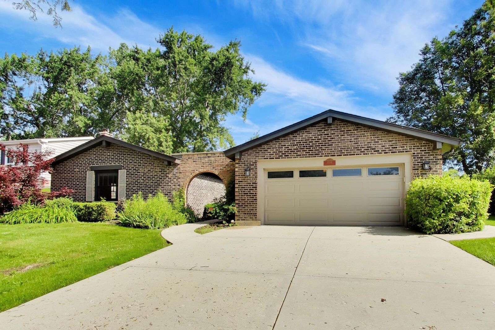 Property Photo: 4044 Chester Drive IL 60026