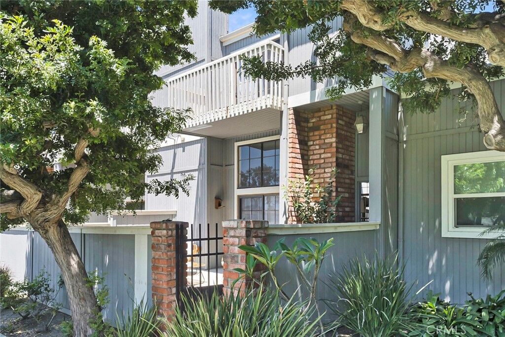 Property Photo: 4478 Shorebird Dr. 10 CA 92649
