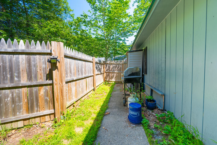 Property Photo: 12 Lambert Avenue ME 04330