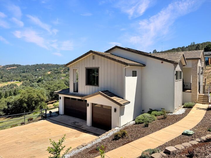 Property Photo: 75 Whittington Drive CA 95658