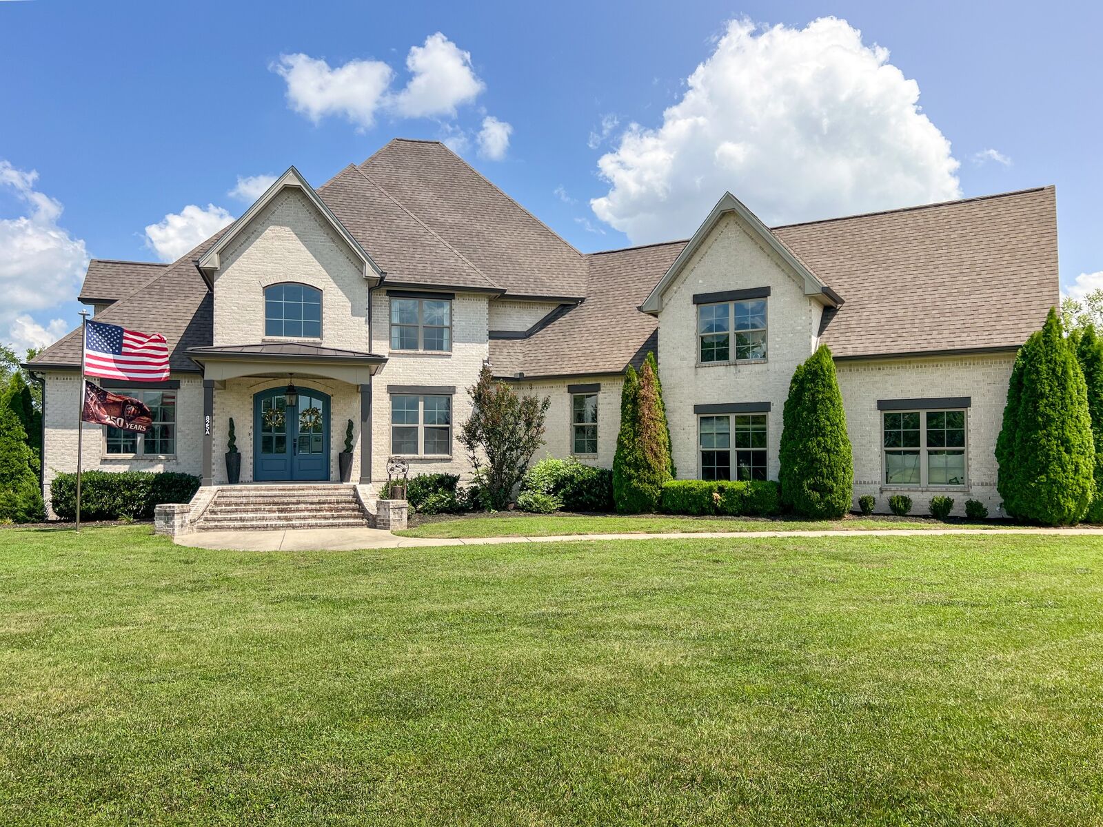 Property Photo: 825A Douglas Bend Rd TN 37066